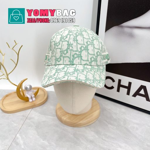 Mũ lưỡi trai dior nhiều màu sắc nổi bật