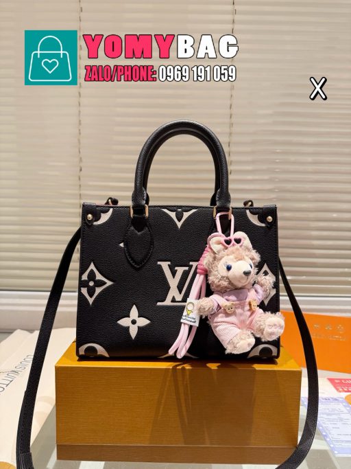Túi xách Lv onthego size 25 cm, túi màu đen logo nổi bật kèm gấu bông